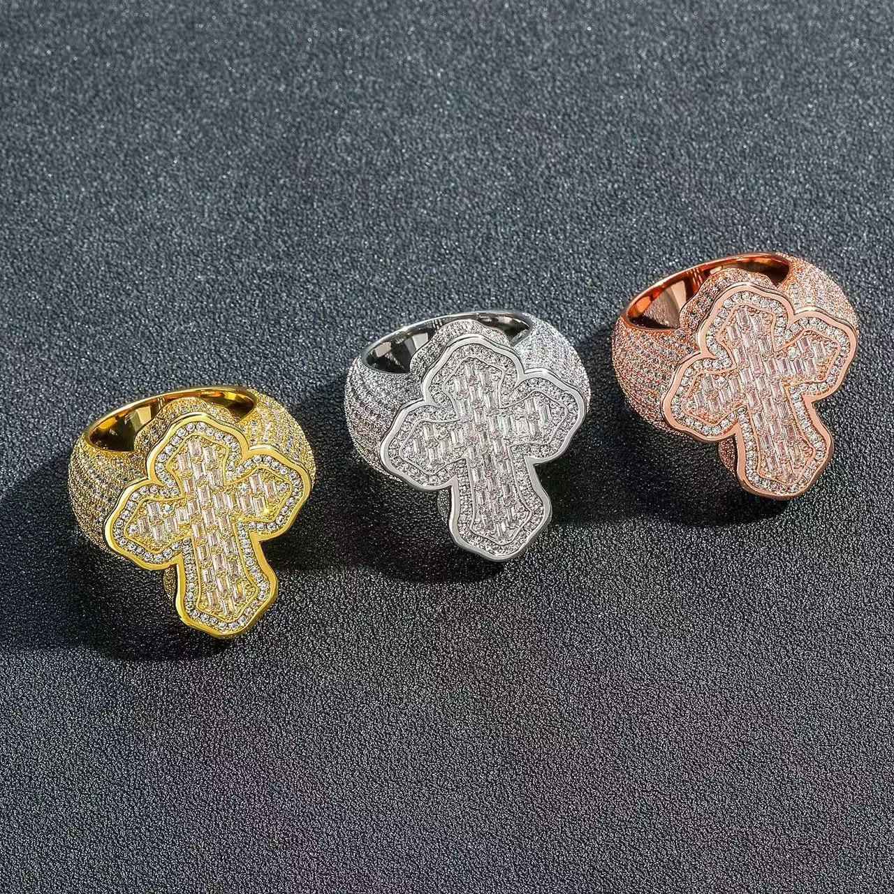 Cross-shaped zirconium ring