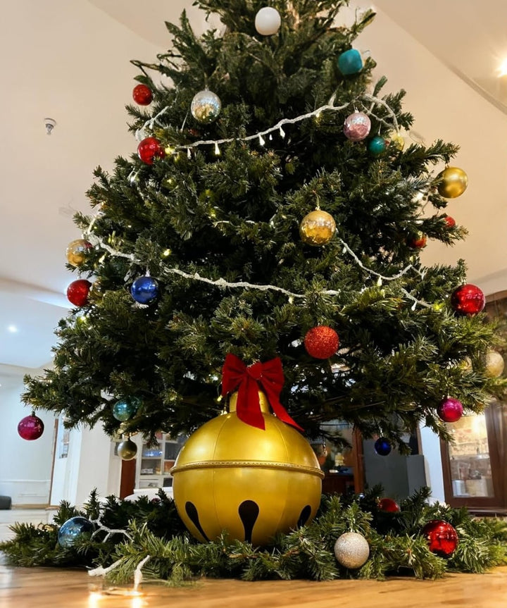 artificial Christmas tree