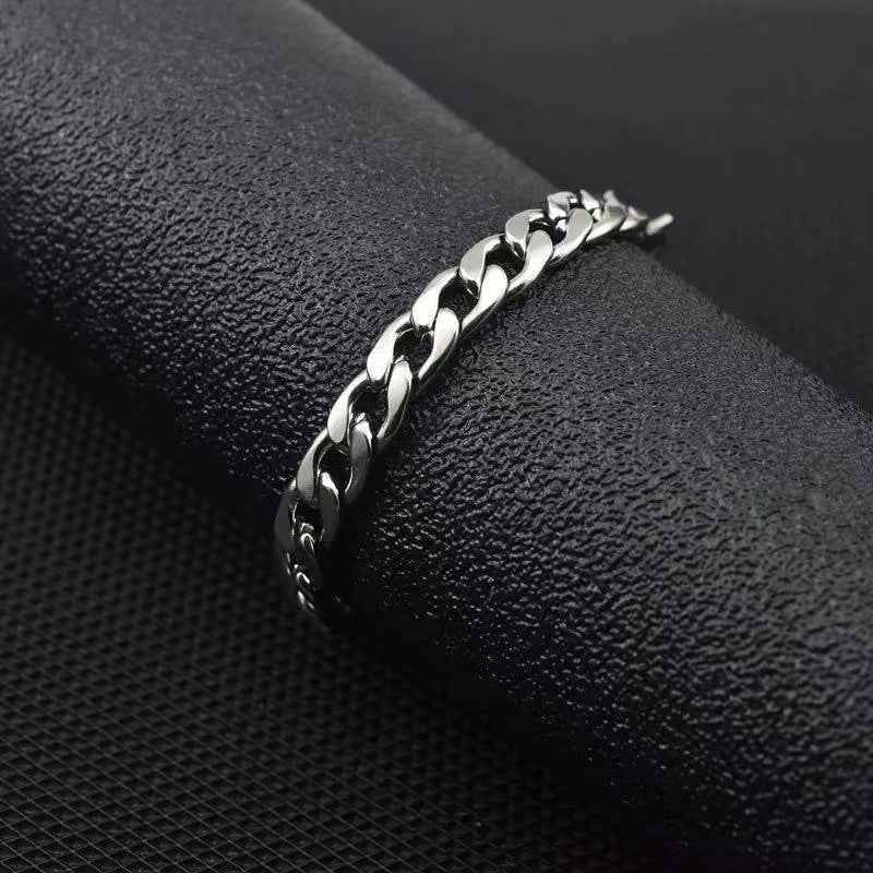 Men’s Cuban Link Bracelet – Titanium Hip Hop Chain Bracelet, Trendy & Cool Streetwear Jewelry