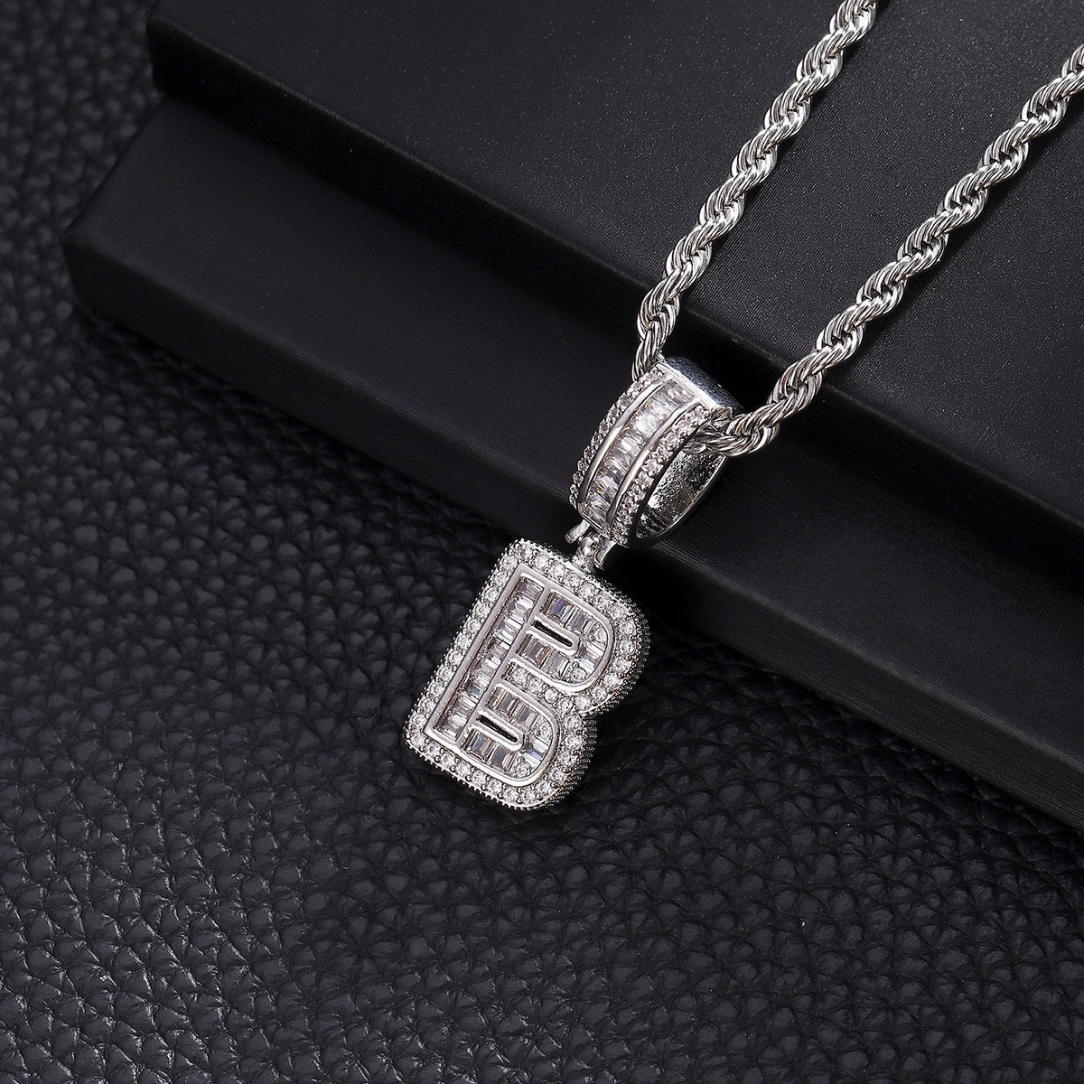 Custom Iced Out Initial Letter Pendant Necklace - Hip Hop CZ Diamond Alphabet Chain for Men & Women