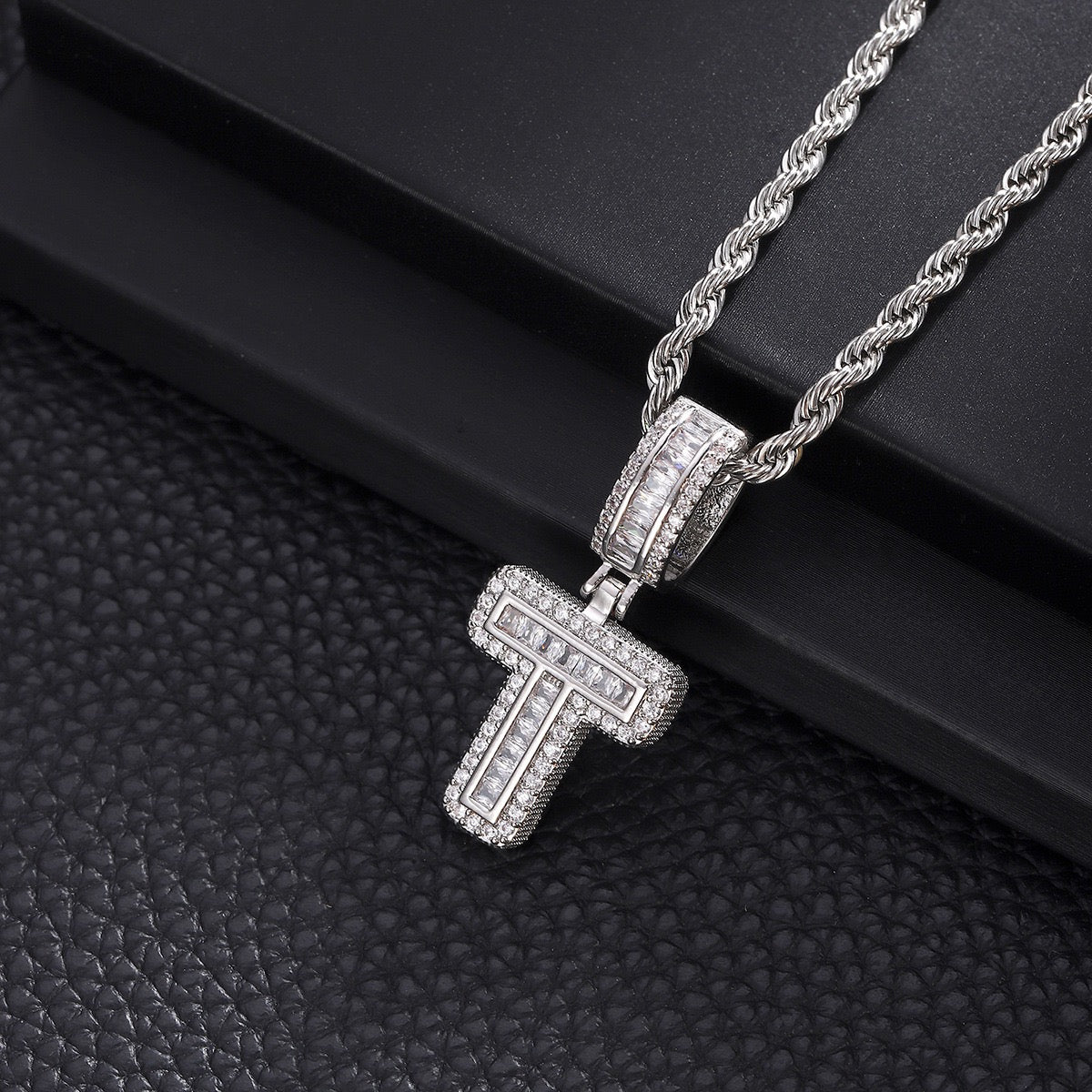 Custom Iced Out Initial Letter Pendant Necklace - Hip Hop CZ Diamond Alphabet Chain for Men & Women