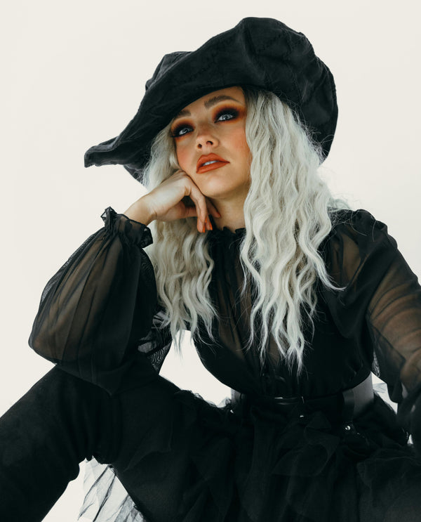 Halloween Witch Costume for Women – Classic Spooky Outfit